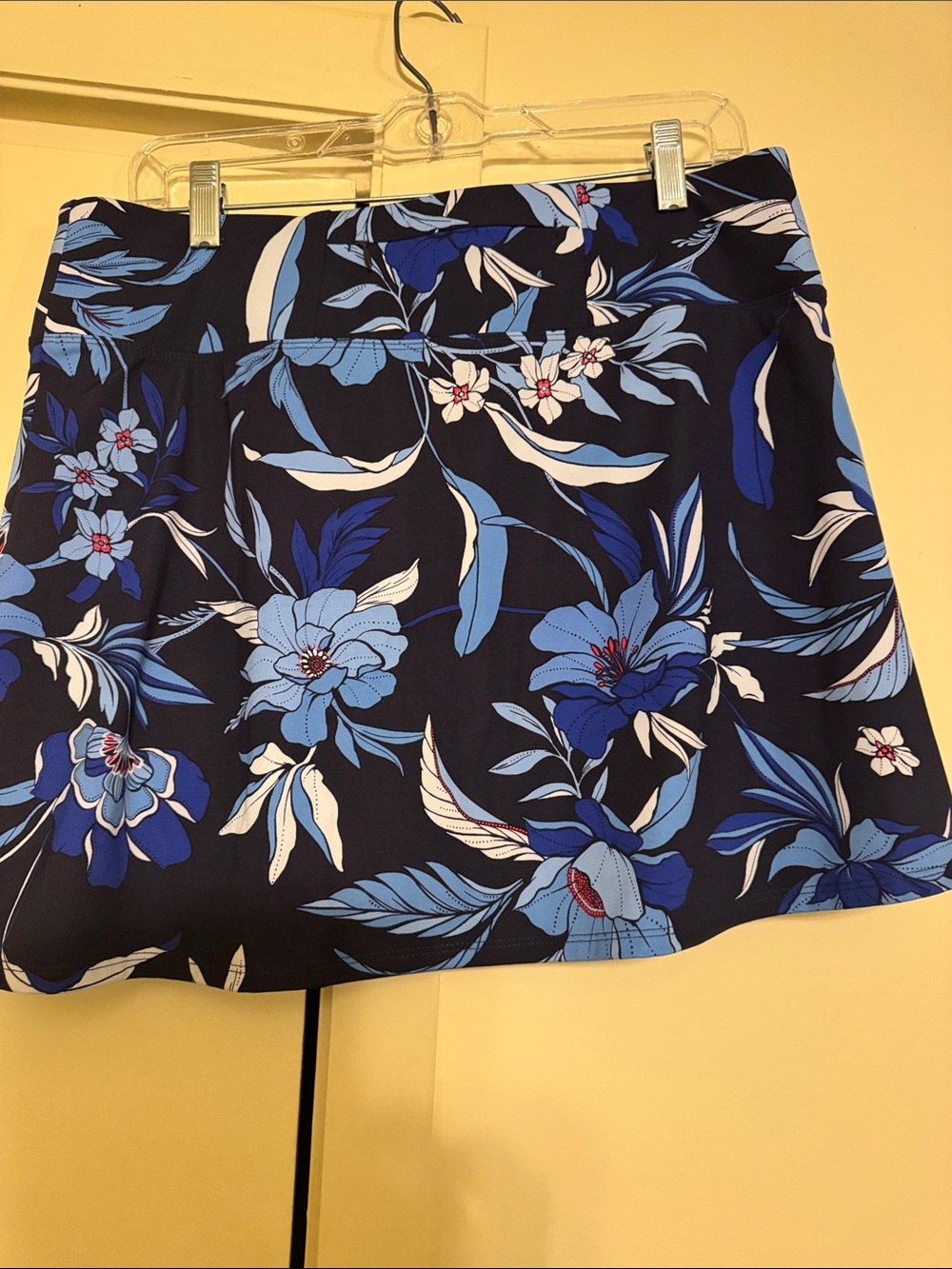 Tommy Bahama Navy & Blue Floral Skort - Picture 7 of 9